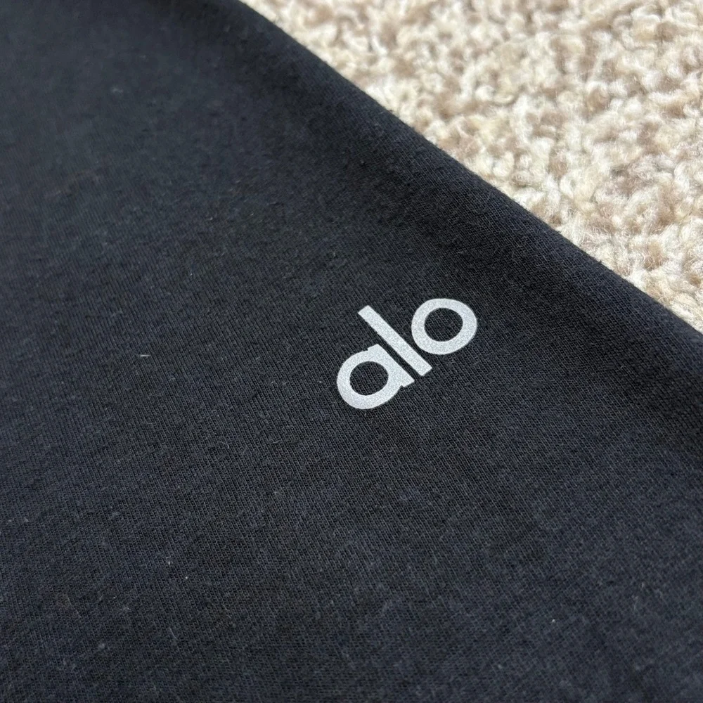 Alo Yoga T Shirt Women Long Sleeve Crew Neck Black Top M Athleisure Soft Knit